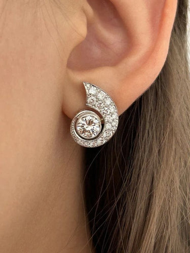 Boucles d'oreilles Clips d’oreilles Art déco Coquillages en platine, or blanc 18K et diamants 58 Facettes