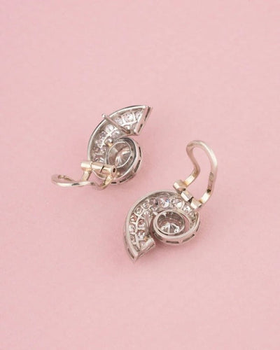 Boucles d'oreilles Clips d’oreilles Art déco Coquillages en platine, or blanc 18K et diamants 58 Facettes