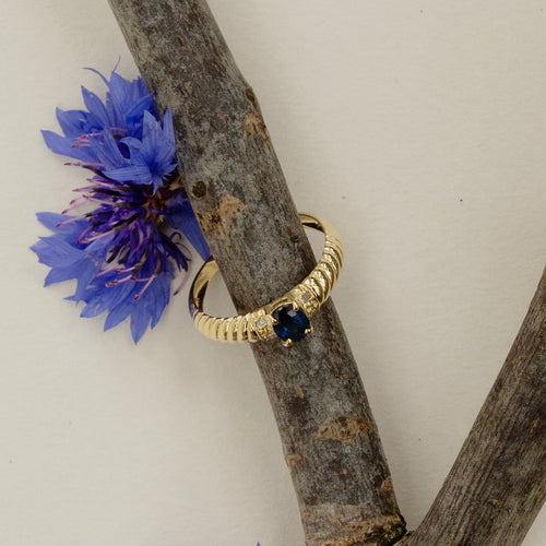 Bague 53 Bague n° 23 en or jaune 18 carats avec saphir et diamants 58 Facettes INV023