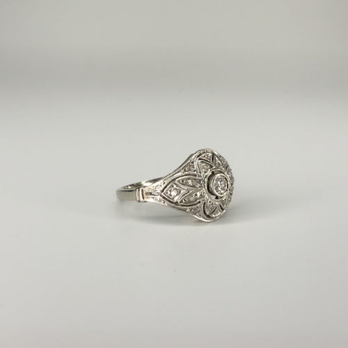 Bague 52 Bague Art déco en platine 850 ornée d’un diamant 58 Facettes INV095