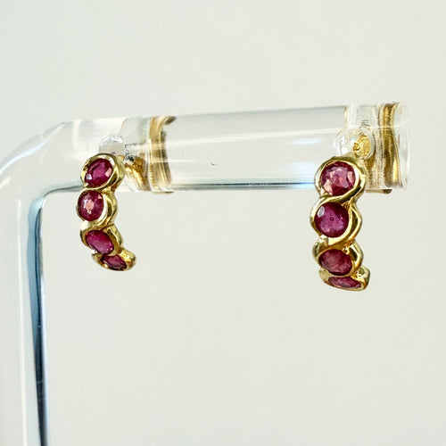 Boucles d'oreilles Boucles d’oreilles rubis en or jaune 58 Facettes INV019