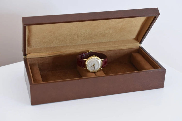 Montre Jaeger-LeCoultre - Montre homme Power Reserve 40 h en or jaune 18K (1953) 58 Facettes JLC-300