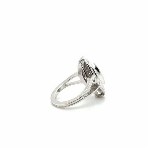 Bague 48 Bague marquise en or blanc 18 carats, rubis et diamants 58 Facettes 11078/15