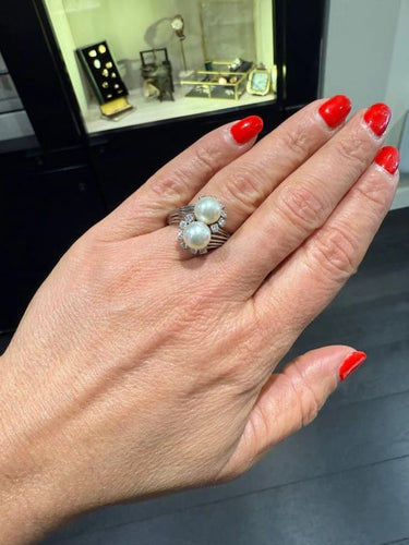 Bague 57 Bague Toi et Moi en or blanc 18 carats, perles de culture et diamants 58 Facettes 1.0001830/3