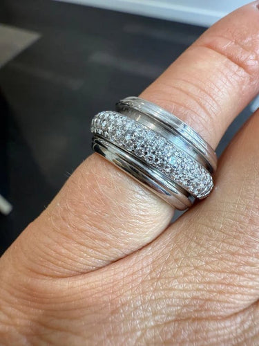 Bague 49 Piaget Possession - Bague en or blanc 18 carats et diamants 58 Facettes 1.0001994/1