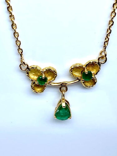 Collier Collier pendentif en or jaune 18 carats et émeraudes 58 Facettes AB675