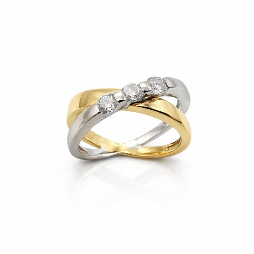 Bague 54 Bague bicolore en or 18 carats et diamants 58 Facettes Bague bicolore en or et diamants
