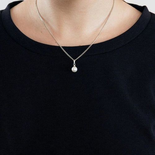 Pendentif Pendentif en or blanc 18 carats avec perle et diamant 58 Facettes