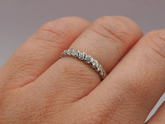 Bague 51 Alliance demi-tour - Bague en or blanc 18 carats et diamants 58 Facettes 1855