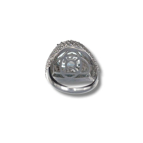 Bague 55 Bague en or blanc avec aigue-marine et diamants 58 Facettes