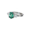 Bague 56 Bague en or blanc avec émeraude ovale et diamants 58 Facettes