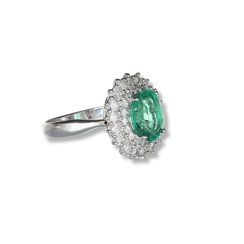 Bague 54 Bague émeraude ovale 2,76 ct et diamants taille brillant 58 Facettes
