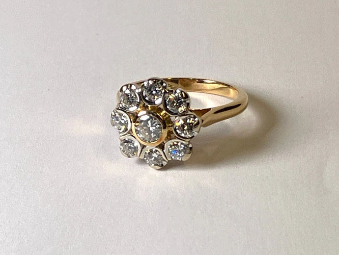 Bague 58 Bague fleur en or jaune 18 carats et diamants 58 Facettes