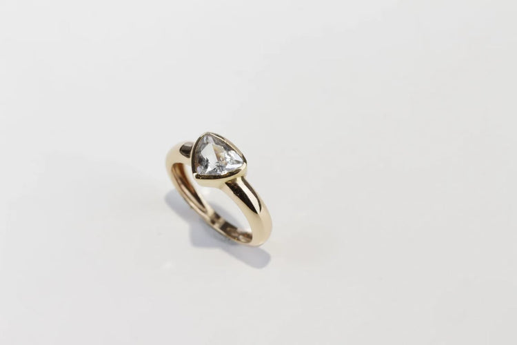 Bague 52 Bague trillion en or rose 18K et aigue-marine 58 Facettes