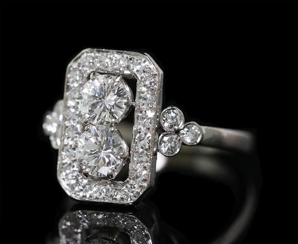 Bague 53 Bague Art déco en platine et diamants, vers 1920 58 Facettes