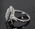 Bague 53 Bague Art déco en platine et diamants, vers 1920 58 Facettes