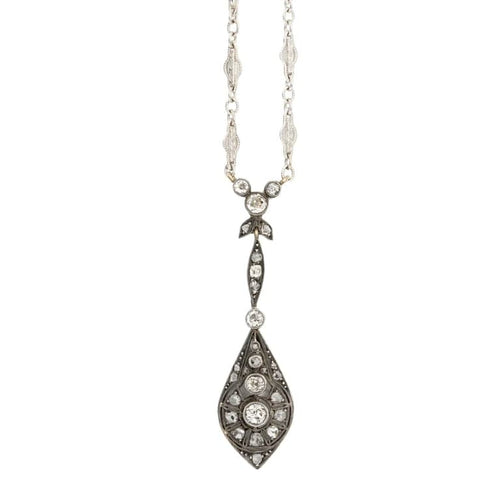 Collier Collier avec pendentif en or blanc 18 carats, argent et diamants 58 Facettes