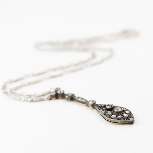 Collier Collier avec pendentif en or blanc 18 carats, argent et diamants 58 Facettes