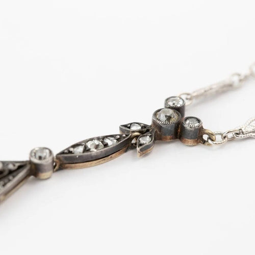 Collier Collier avec pendentif en or blanc 18 carats, argent et diamants 58 Facettes