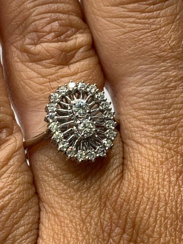 Bague 54 Bague vintage en or blanc 18 carats et diamants 58 Facettes