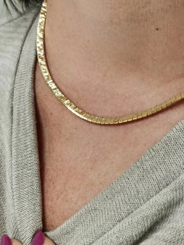 Collier Tour de cou vintage en or jaune 18 carats 58 Facettes