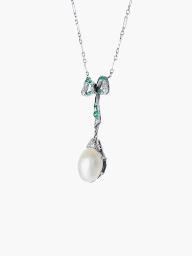 Collier Collier nœud - Pendentif en platine avec perle fine, diamants et émeraudes 58 Facettes 1184