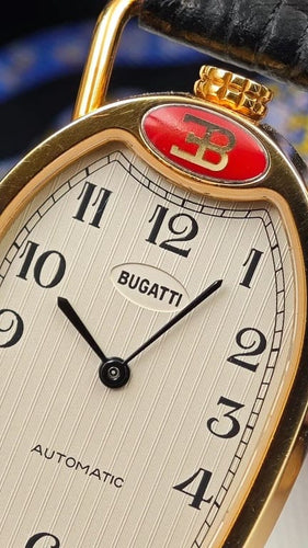 Montre Bugatti - Montre Calandre automatique en or jaune 18 carats 58 Facettes
