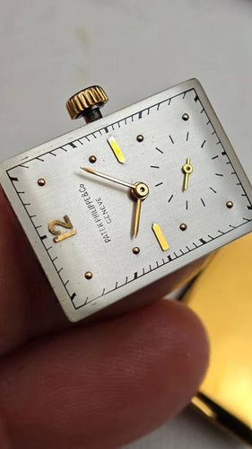 Montre Patek Philippe Gondolo - Montre rectangulaire réf. 2415 58 Facettes