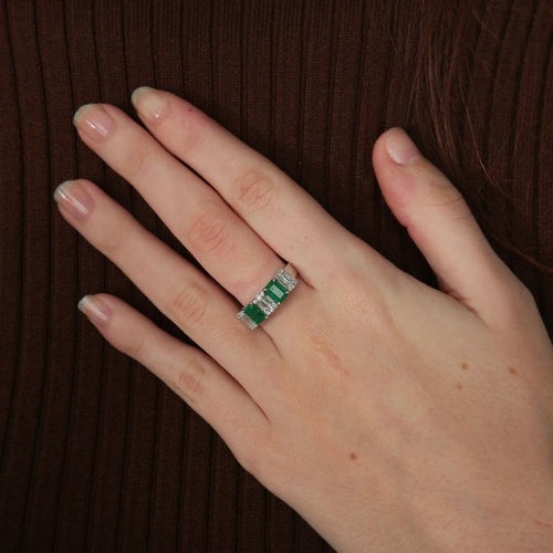 Bague 54 Bague jonc en or blanc 750 avec émeraudes et diamants 58 Facettes