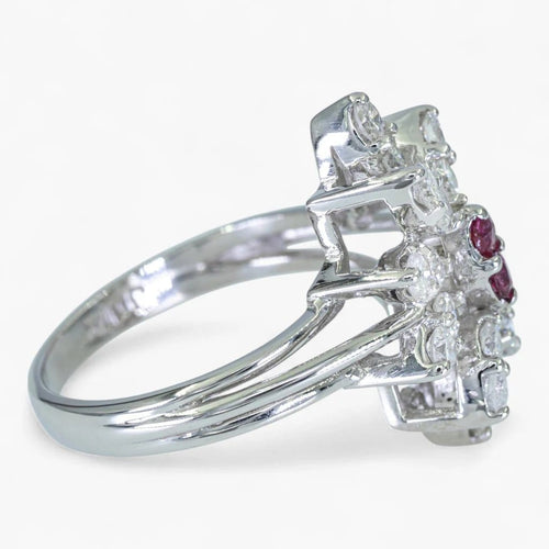 Bague 53 Bague en or 14K sertie de diamants et rubis 58 Facettes AG05