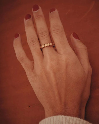 Bague 50 Bvlgari Tubogas Roma - Bague en or jaune 18 carats 58 Facettes