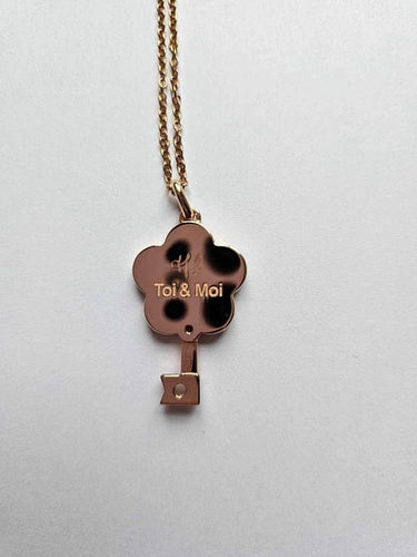 Collier Hulchi Belluni Toi & Moi - Collier en or rose 18 ct, diamant et perle 58 Facettes 61224-RWP