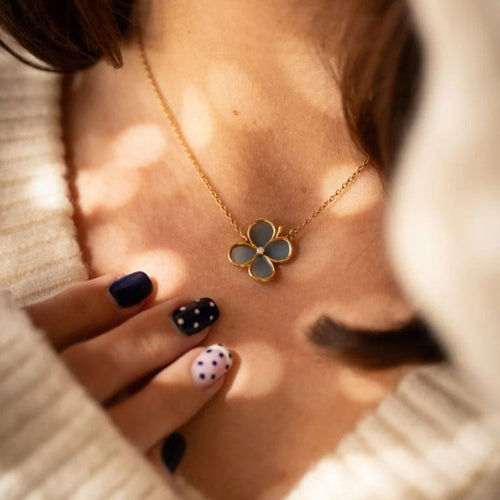 Collier Van Cleef & Arpels - Collier trèfle en or jaune 18k et diamant 58 Facettes