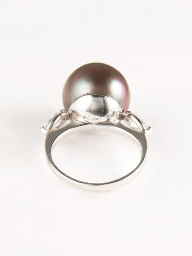 Bague 49 Bague en or blanc 750 avec perle grise et diamants 58 Facettes