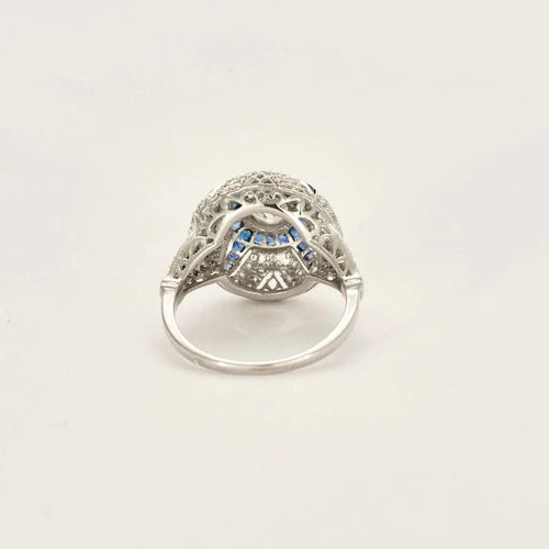 Bague 53 Bague style Art déco en or blanc 18 carats, diamant et saphirs 58 Facettes