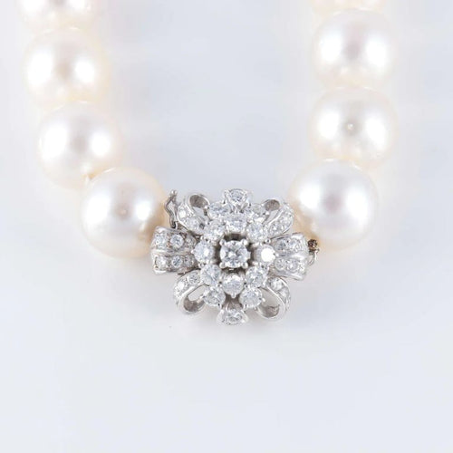 Collier Collier de perles des mers du Sud en or blanc 18 ct et diamants 58 Facettes 1