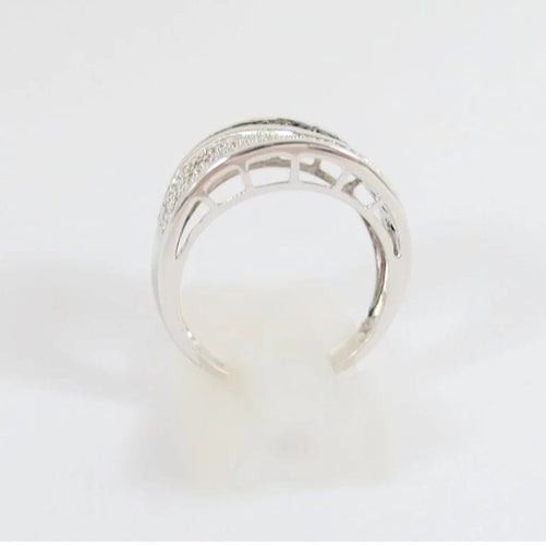 Bague 54 MATY - Bague bandeau en or gris 18 carats et diamants 58 Facettes