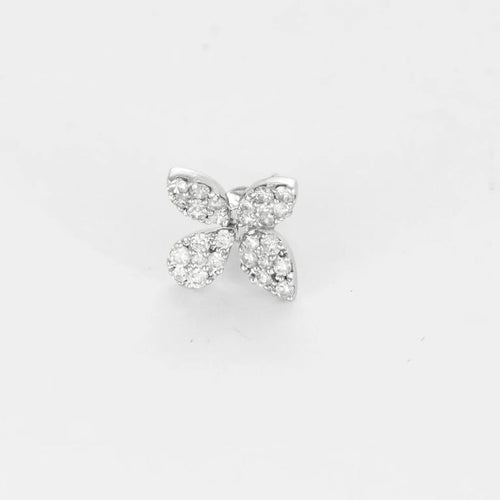 Boucles d'oreilles Boucles d’oreilles en or blanc en forme de trèfle et diamants 58 Facettes F59