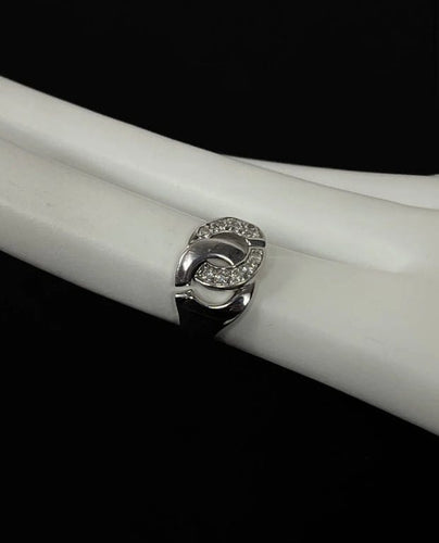 Bague 51 Dinh Van Menottes R12 - Bague en or blanc 18 carats et diamants 58 Facettes