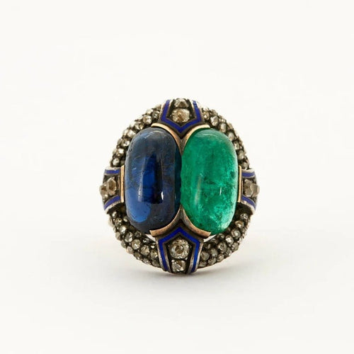 Bague 53 Bague en or jaune 18 K et argent avec saphir, émeraude et diamants 58 Facettes