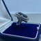 Bague 57 Bague en or blanc 14 kt avec diamants et onyx 58 Facettes
