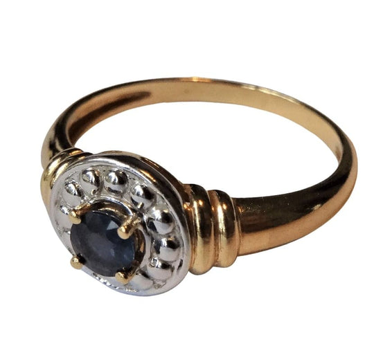 Bague 52 Bague années 40 en or jaune et blanc 18 carats, saphir 58 Facettes
