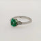 Bague 53.5 Bague en or blanc 18 carats avec émeraude poire et diamants 58 Facettes
