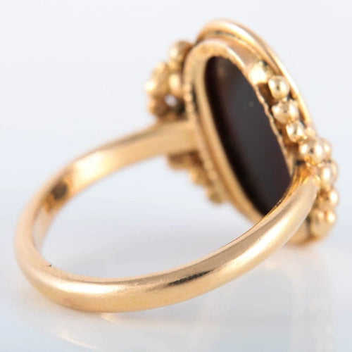 Bague 56 Bague camée sur onyx en or jaune 18k 58 Facettes