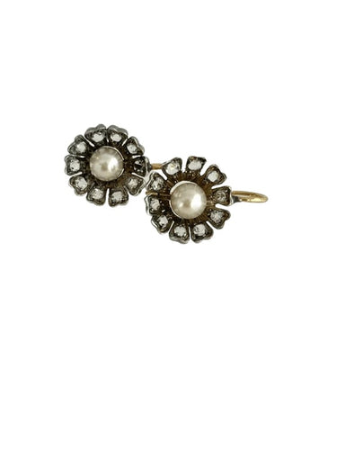Boucles d'oreilles Boucles d'oreilles Églantine - Fleur en or 18 carats, argent, perles et diamants 58 Facettes 988896