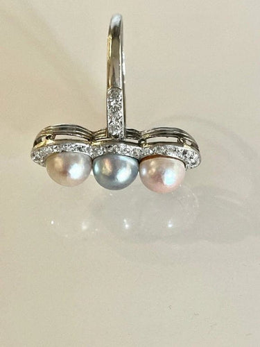 Bague 56 Bague trilogie en platine avec perles et diamants 58 Facettes 1046905