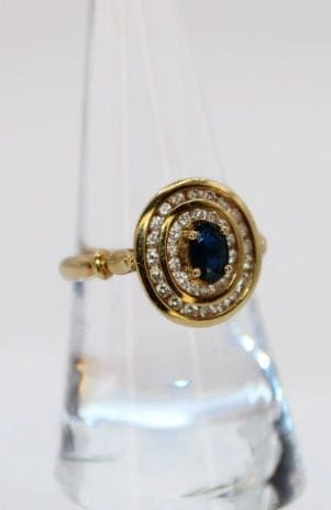 Bague 57 Bague Pompadour vintage en or jaune 18 carats, saphir et diamants 58 Facettes