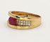 Bague 55 Bague bandeau en or jaune 18K avec rubis ovale et diamants 58 Facettes