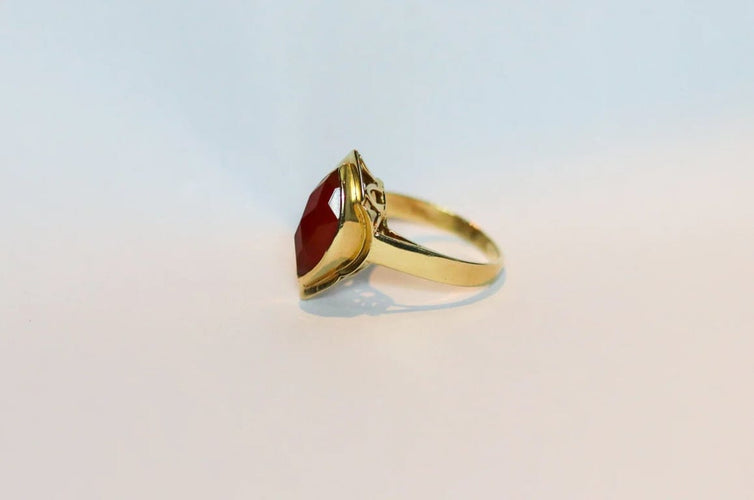 Bague Bague vintage en or jaune 14 carats avec cornaline 58 Facettes