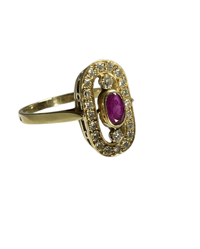 Bague 56 Bague en or jaune 18 carats avec rubis et diamants 58 Facettes 207